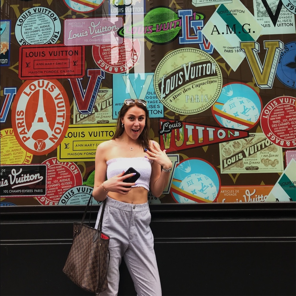 Meet your Posher, Zoe